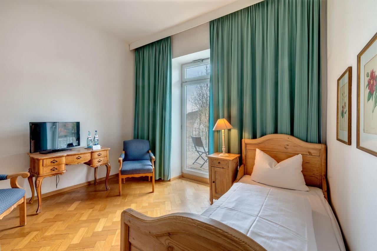 Hotel Kolbergarten Бад-Тольц Экстерьер фото